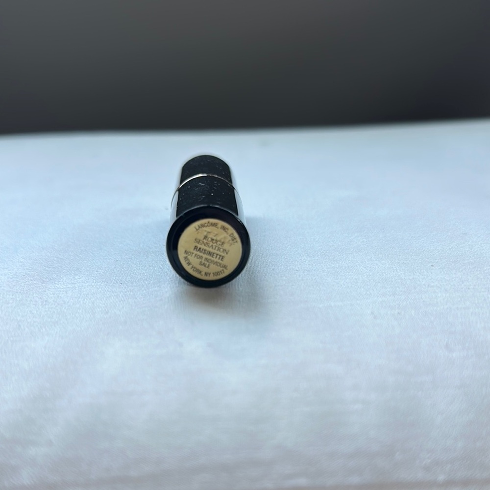Lancôme Raisinette Lipstick in Black Case - Picture 2 of 2
